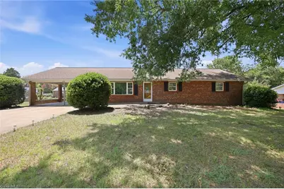 850 Minorcas Road, Winston-Salem, NC 27106 - Photo 2