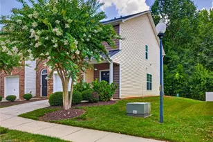 2279 Hartfield Cir, Winston-Salem, NC 27103 - Photo 2