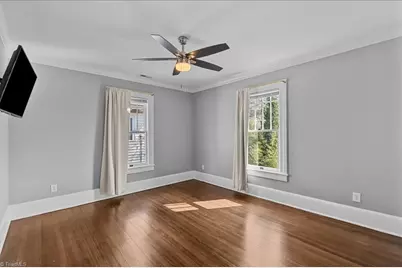 313 W Fisher Avenue, Greensboro, NC 27401 - Photo 18