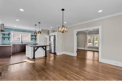 313 W Fisher Avenue, Greensboro, NC 27401 - Photo 6