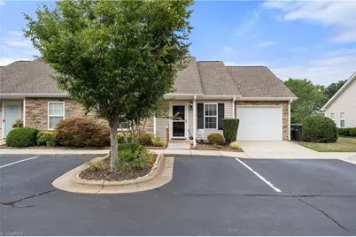 3018 Hyde Place Circle, Winston-Salem, NC 27103 - Photo 6