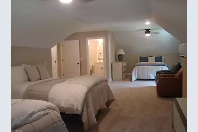 4034 Waterview Road, High Point, NC 27265 - Photo 16
