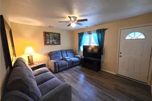 117 Locust Rd, King, NC 27021 - Photo 2