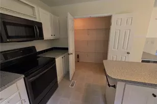 1380 Bethany Rd, Madison, NC 27025 - Photo 6