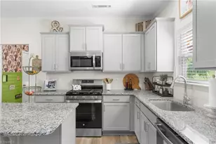 3464 Eagle Cove Ct, Pfafftown, NC 27040 - Photo 16