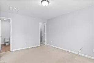 813 Leach Ave, Thomasville, NC 27360 - Photo 16