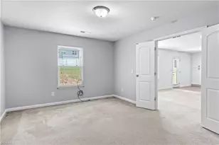 813 Leach Ave, Thomasville, NC 27360 - Photo 18