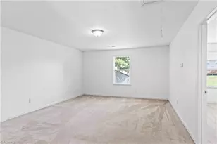 813 Leach Ave, Thomasville, NC 27360 - Photo 20