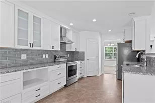813 Leach Ave, Thomasville, NC 27360 - Photo 8