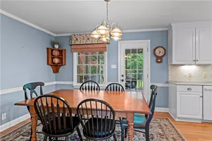 216 S Avalon Rd, Winston-Salem, NC 27104 - Photo 14