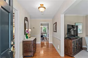216 S Avalon Rd, Winston-Salem, NC 27104 - Photo 6
