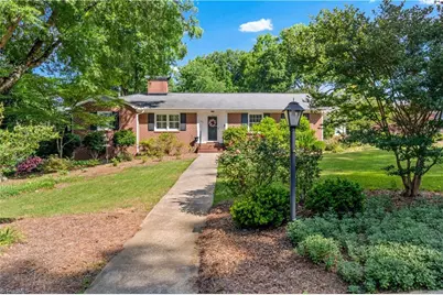 216 S Avalon Road, Winston-Salem, NC 27104 - Photo 2