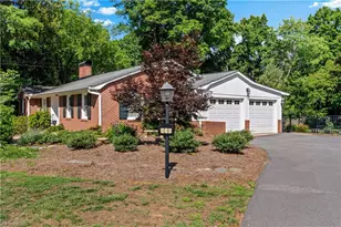 216 S Avalon Rd, Winston-Salem, NC 27104 - Photo 4