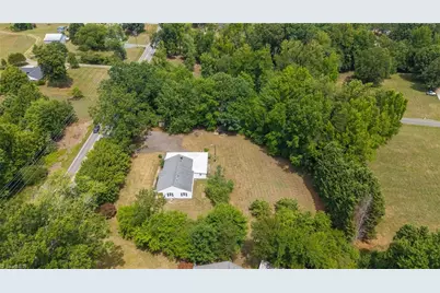 8001 Nc Highway 87, Reidsville, NC 27320 - Photo 38