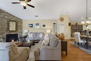 4261 Plantation Ridge Ln, Greensboro, NC 27409 - Photo 4