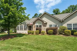 4261 Plantation Ridge Ln, Greensboro, NC 27409 - Photo 2