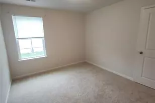 1950 Skycrest Dr, Winston-Salem, NC 27127 - Photo 8