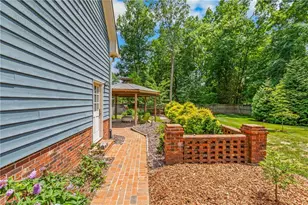 4112 St Johns St, High Point, NC 27265 - Photo 36