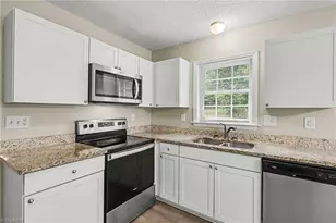 108 Summit Dr, Mocksville, NC 27028 - Photo 10