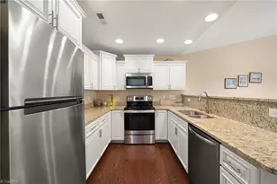 204 Oak Ridge Dr, Archdale, NC 27263 - Photo 6