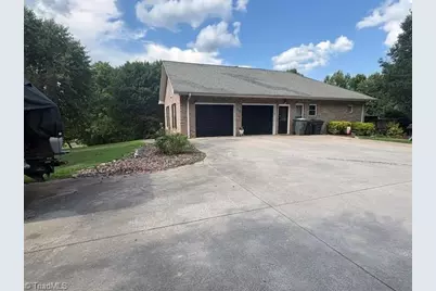 226 Barefield Drive, Millers Creek, NC 28651 - Photo 6