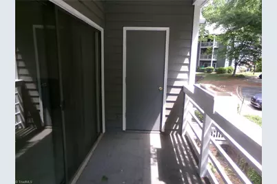 352 Meadows Circle, Winston-Salem, NC 27104 - Photo 10