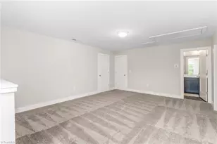 935 Cannon Crossing Cir, Greensboro, NC 27410 - Photo 20