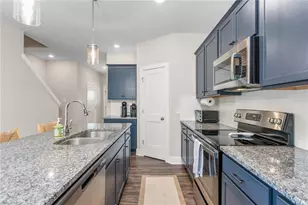 935 Cannon Crossing Cir, Greensboro, NC 27410 - Photo 8
