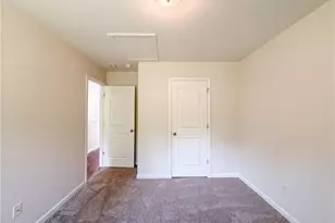 4655 Chapel Ridge Dr, Greensboro, NC 27405 - Photo 18