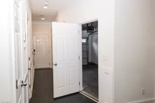 4988 Wyngate Village Dr, Winston-Salem, NC 27103 - Photo 16