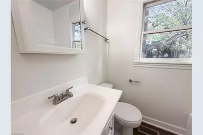 718 Hardeman Street, Thomasville, NC 27360 - Photo 12