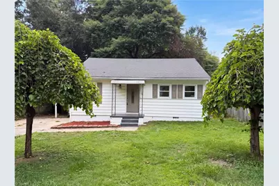 718 Hardeman Street, Thomasville, NC 27360 - Photo 2