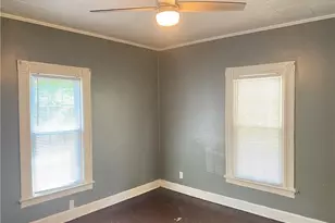 957 Harris St, Eden, NC 27288 - Photo 4