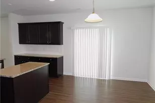 390 Spaulding St, Burlington, NC 27215 - Photo 12