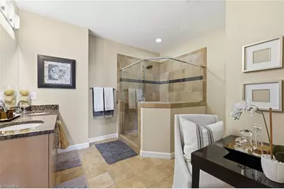 201 Elm Street #901, Greensboro, NC 27401 - Photo 22