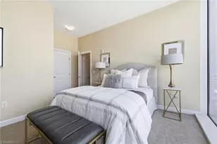 201 Elm St, Greensboro, NC 27401 - Photo 16