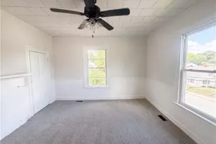 309 Worth St, Mount Airy, NC 27030 - Photo 10