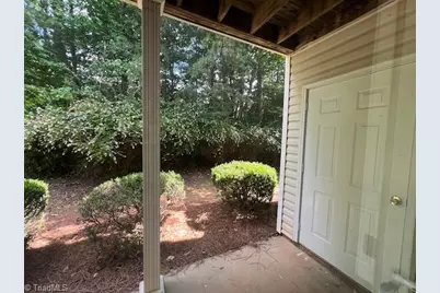 903 Hanahan Court #2B, Greensboro, NC 27409 - Photo 4