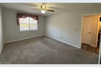 729 Shelby Drive #B, Greensboro, NC 27409 - Photo 22