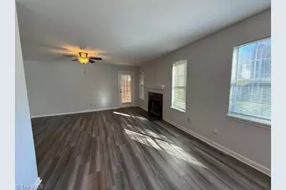 729 Shelby Drive #B, Greensboro, NC 27409 - Photo 6