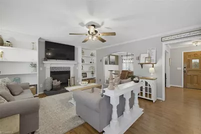 4050 Glenn Landing Drive, Winston-Salem, NC 27107 - Photo 8