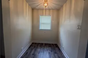324 E McCulloch St, Greensboro, NC 27406 - Photo 12