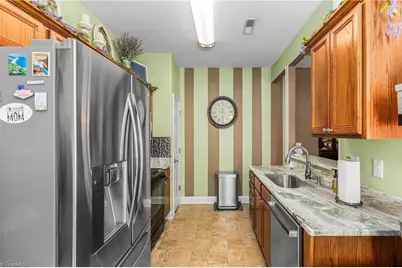 5780 Fox Ridge Lane, Winston-Salem, NC 27104 - Photo 14