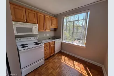 1700 Elm Street #K4, Greensboro, NC 27408 - Photo 8