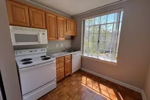 1700 Elm St, Greensboro, NC 27408 - Photo 8