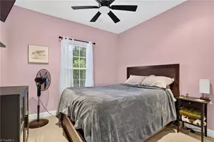 8 Nandina Dr, Greensboro, NC 27455 - Photo 16