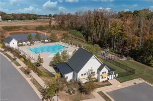 1641 Cross Vlg Ave, Kernersville, NC 27284 - Photo 24