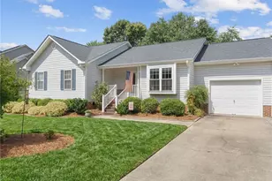 1006 Hastings Hill Rd, Kernersville, NC 27284 - Photo 4