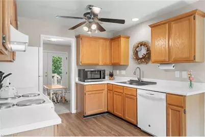 1006 Hastings Hill Road, Kernersville, NC 27284 - Photo 18