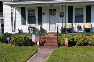 309 Monroe St, Eden, NC 27288 - Photo 2